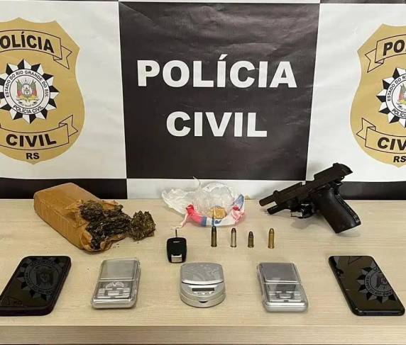 Após concluídas as diligências de praxe, os presos foram encaminhados ao sistema prisional, onde permanecerão à disposição da Justiça.