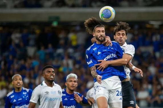 Tricolor abriu o placar com Braithwaite, mas mineiros buscaram o empate com Matheus Pereira