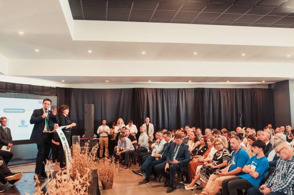 Realizada a abertura oficial da Fenasoja 2024 em comemoração aos 100 anos da soja no Brasil - foto 2
