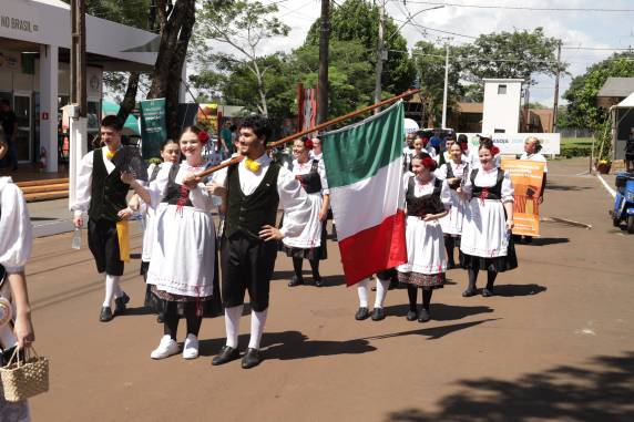 Caminhada da Paz com as Etnias reafirma a valorização da cultura e as origens - foto 3