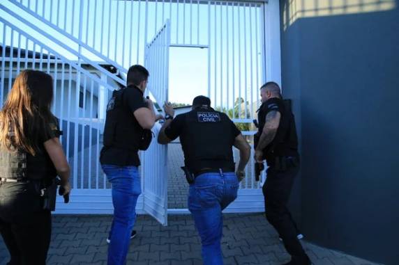 Polícia Civil faz operação contra facção do Vale do Sinos após descobrir esquema milionário de tráfico de drogas - foto 2
