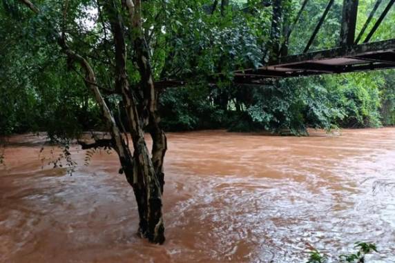 Chuva intensa provoca alagamento em ruas de Panambi - foto 3