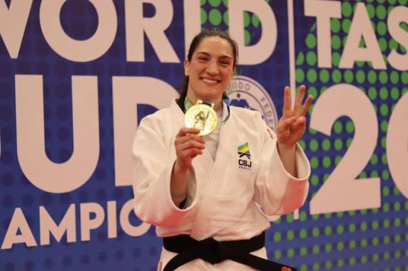 Tricampeã mundial e medalhista olímpica, judoca Mayra Aguiar anuncia aposentadoria - foto 2