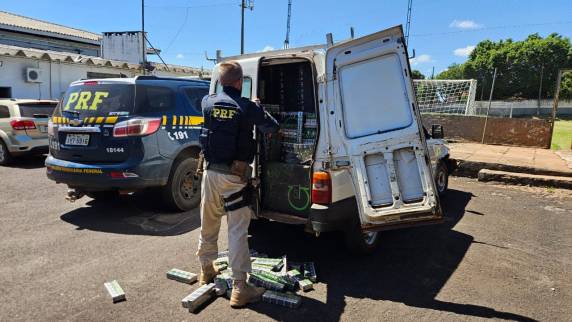 Motorista tentou fugir da equipe antes de ser preso