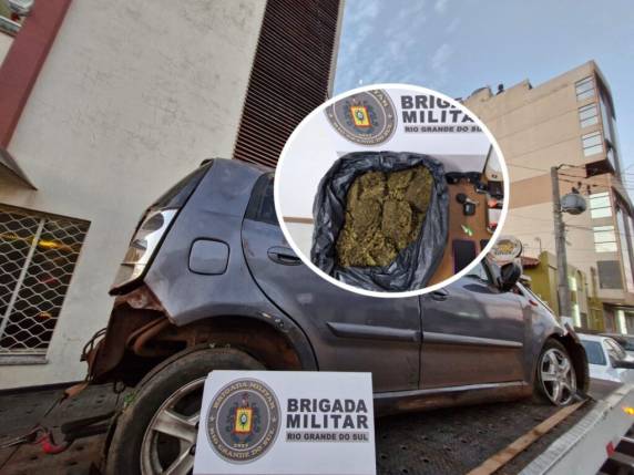 Com eles, a polícia apreendeu dois celulares e invólucros com características de cocaína.