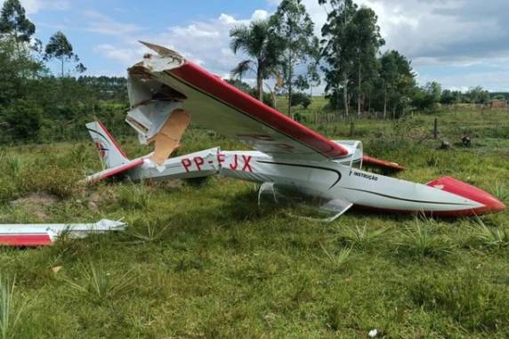 Avião de pequeno porte cai em Montenegro; ninguém ficou ferido - foto 2