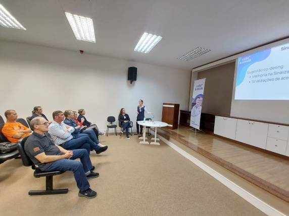 O grupo participa ativamente de decisões que possam impactar na experiência de pacientes e acompanhantes.