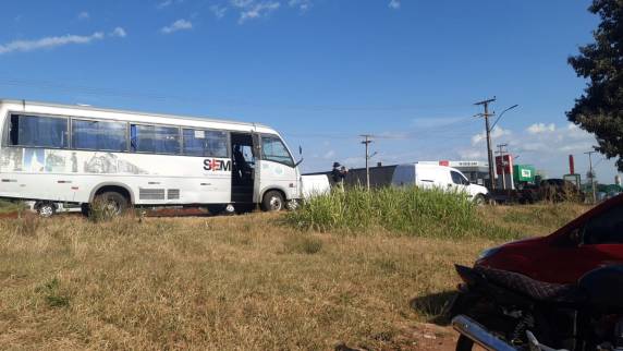 Colisão entre três veículos é registrada na BR-285, em Ijuí - foto 3