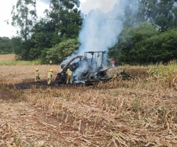 O sinistro ocorreu em uma propriedade rural na localidade de Caúna Baixa