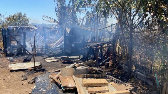 O Corpo de Bombeiros reforça a orientação para que a população evite práticas que possam causar incêndios, como queimar lixo ou descartar bitucas de cigarro em locais inadequados, especialmente neste período crítico de estiagem.