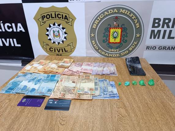A ação policial ocorreu na tarde desta terça-feira, no bairro Glória
