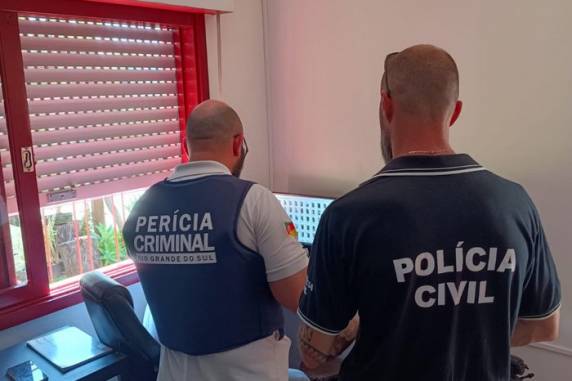 Em um dos perfis falsos usados pelo suspeito, que foram localizados pela polícia, ele usava o apelido Gabi Dreher para atrair as vítimas