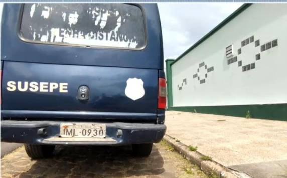 Apenado estava sendo escoltado até uma clínica médica no município. Carro utilizado no crime foi encontrado próximo ao Uruguai