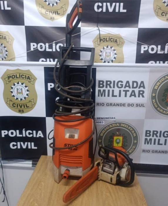 Indivíduo foi flagrado com dois equipamentos furtados