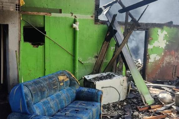 ''Podia ter saído, mas escolheu salvar a sobrinha'', diz familiar de vítimas de incêndio em Três Passos - foto 2