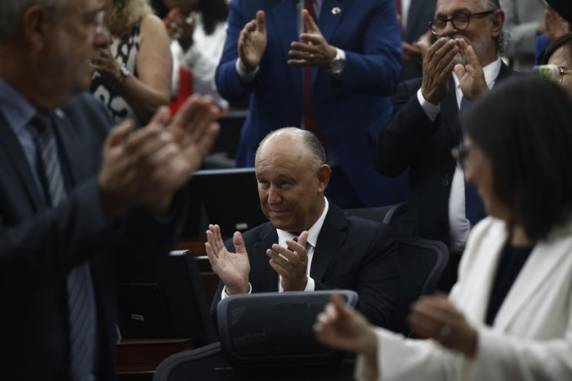 Deputado da oposição diz que Executivo e Legislativo precisam conviver de forma harmônica e independente