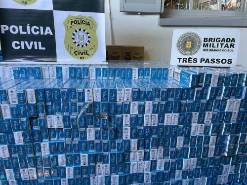 Durante a ação, foram localizados 12.500 maços de cigarros