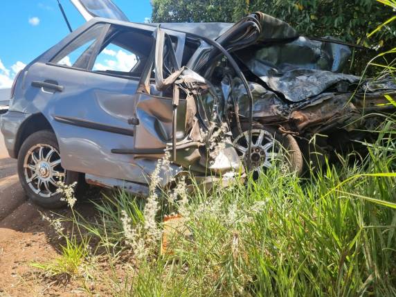 Grave acidente deixa quatro feridos na BR-472 próximo a indústria São José - foto 3