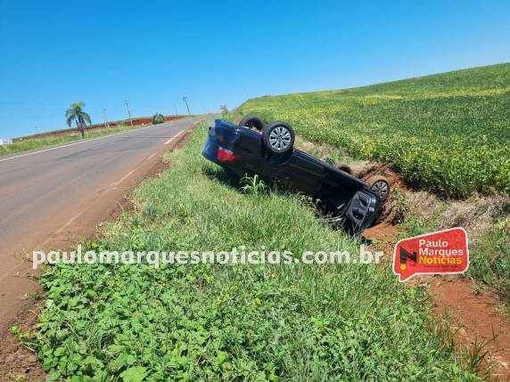 Homem fica ferido após capotar veículo na BR-472, em frente a São José - foto 3