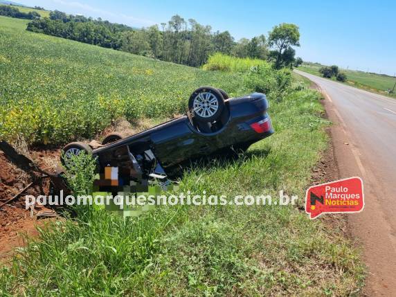 Homem fica ferido após capotar veículo na BR-472, em frente a São José - foto 4