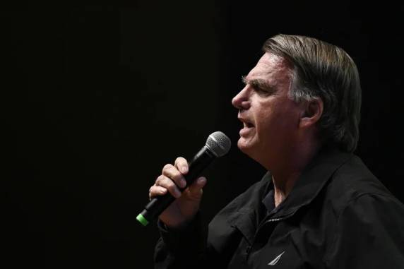 Inelegível até 2030, o ex-presidente volta a afirmar que não escolherá sucessor para representa-lo nas próximas eleições