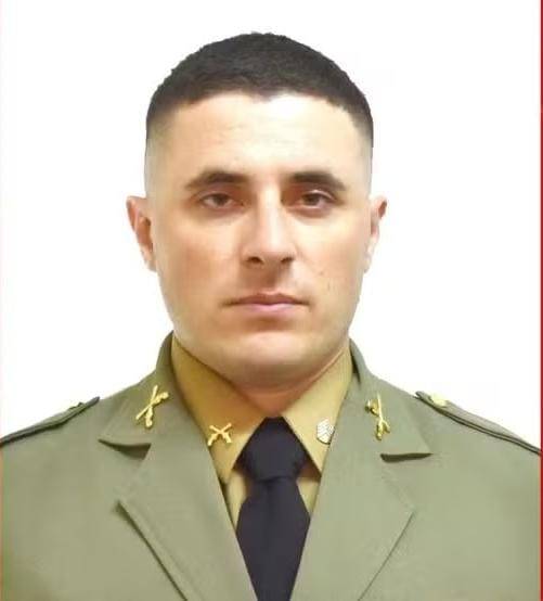 Homem foi preso. Policial foi socorrido, mas morreu a caminho do hospital.
