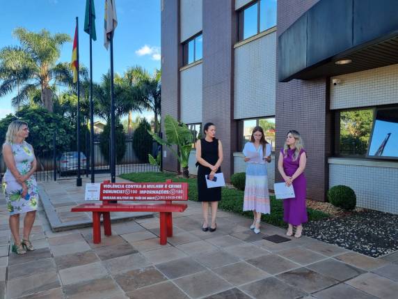 Inaugurada a Campanha ''Banco Vermelho'' no Fórum de Três de Maio - foto 5
