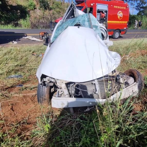 Jovem morre em acidente na RS-135, em Erechim - foto 3