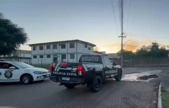 Ação, que também mirou criminosos ligados ao tráfico de drogas, ocorreu entre quinta (13) e sexta-feira (14), em todo o Estado. Mais de 1,4 mil policiais civis participaram da ação