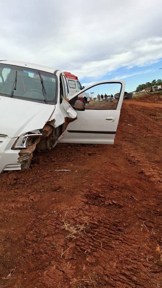 Acidente na BR-285 envolve carro e caminhonete com reboque acoplado, em Ijuí - foto 3