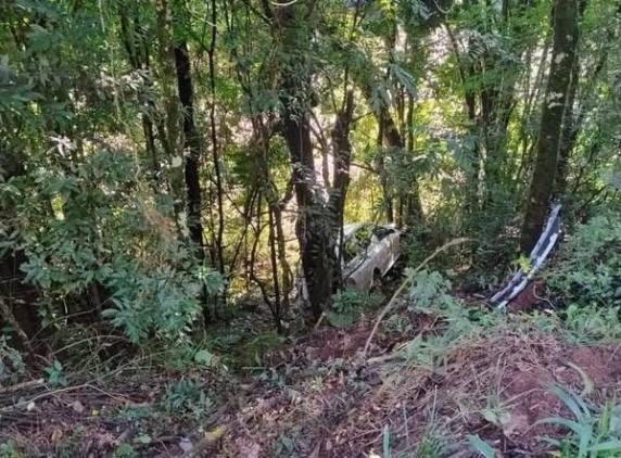 O veículo fazia o translado de um corpo do Mato Grosso para Porto Alegre