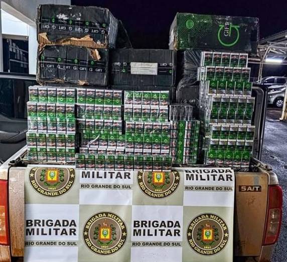 Quize mil maços de cigarro foram apreendidos na ação policial