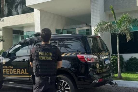 Polícia cumpriu mandados de prisão e de buscas em quatro Estados nesta terça-feira (1º). A PF classifica o grupo como "uma das maiores organizações criminosas especializadas em fraudes bancárias em pessoas jurídicas"