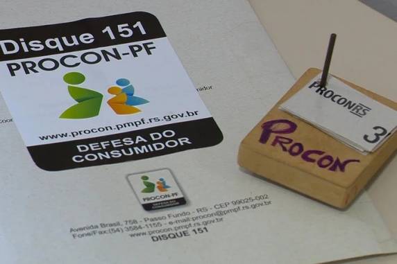 Caso ocorreu em março, quando o funcionário teria feito empréstimo pelo aplicativo do banco da mulher e transferido o dinheiro para conta de terceiro