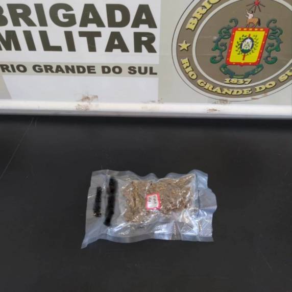 Maconha enviada pelos Correios é apreendida em Passo Fundo - foto 3