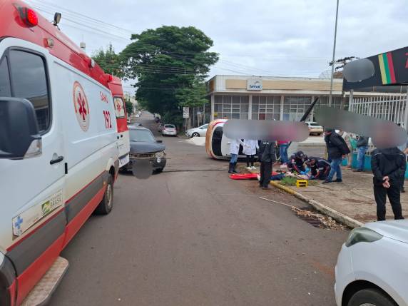 Mulher fica ferida em acidente envolvendo dois veículos no Centro de Ijuí - foto 2