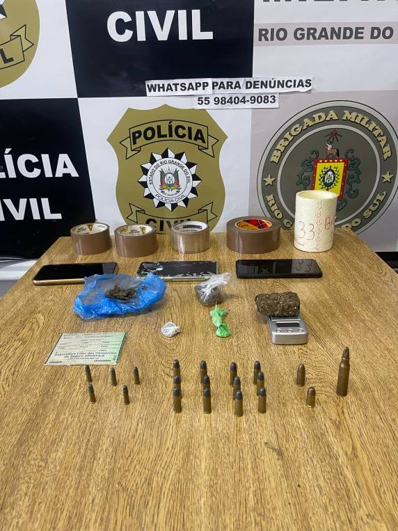 Polícia Civil e Brigada Militar prendem mulher por tráfico de drogas em Três de Maio - foto 3