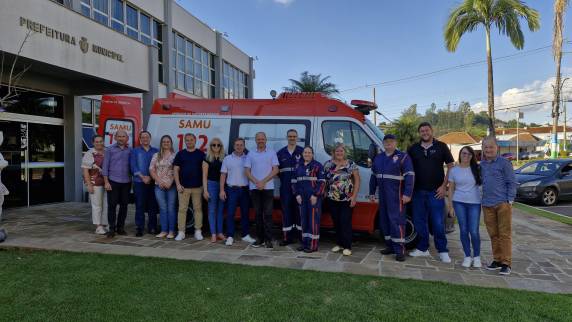A ambulância que estava em uso, em breve será repassada para a Secretaria Municipal de Saúde.