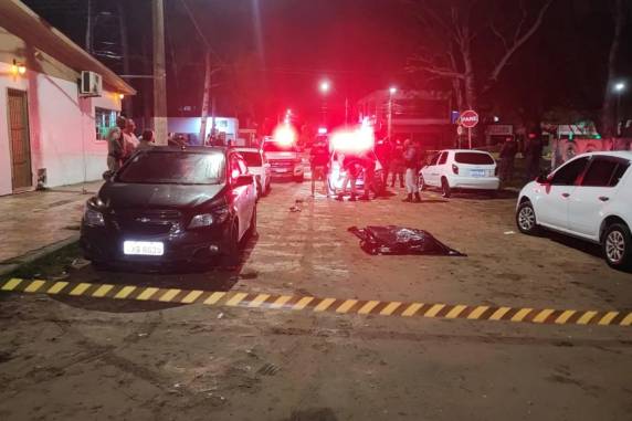 Segundo a Polícia Civil, após troca de tiros, adolescente foi atingido e acabou morto no local
