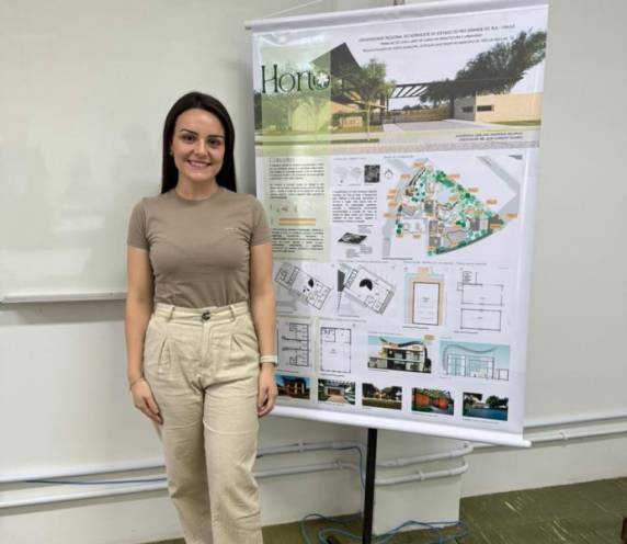 Foi com esse propósito que Carliane Neuhaus, recém-formada no curso de Arquitetura e Urbanismo da Unijuí, desenvolveu seu Trabalho de Conclusão de Curso (TCC), intitulado ''Requalificação do Horto Municipal Leopoldo Shötinger no Município de Três de Maio-RS''.