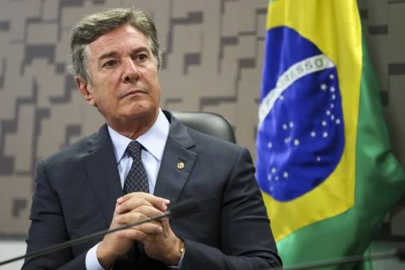 Ex-presidente foi condenado por corrupção, mas teve prisão domiciliar concedida pelo STF