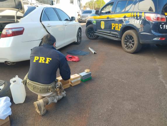 Forma apreendidos 13,5 kg de cocaína na BR-468