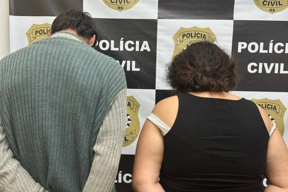 Menino chegou sem vida ao hospital no dia 8 de abril. Primeira versão do casal foi de que ele havia caído da cama, descartada pelo laudo pericial