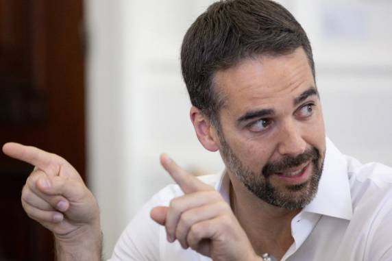 Governador combinou com Gilberto Kassab que formalizará ingresso no partido antes de viajar para Nova York