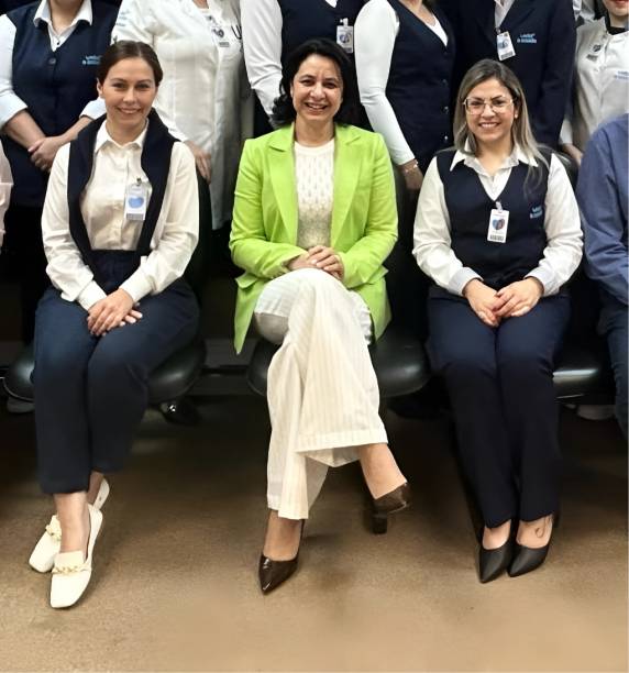 A profissional substitui a enfermeira Rosa Zorzan, que após oito anos à frente da assistência assume a função de gerente de Ensino do Hospital.