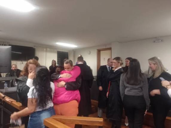 As vítimas são Yasmin, 11 anos, Donavan, oito, Giovanna, seis, e Kimberlly, três. David da Silva Lemos está preso desde a época do crime e não poderá recorrer da decisão em liberdade