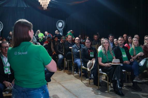 Sicredi Confiança promoveu encontros estratégicos durante a Expofeira 2025 - foto 5