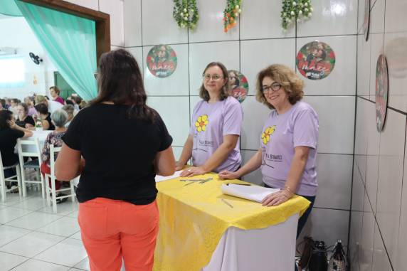 Melhor idade em destaque reúne emoção e homenagens no mês das mães - foto 6