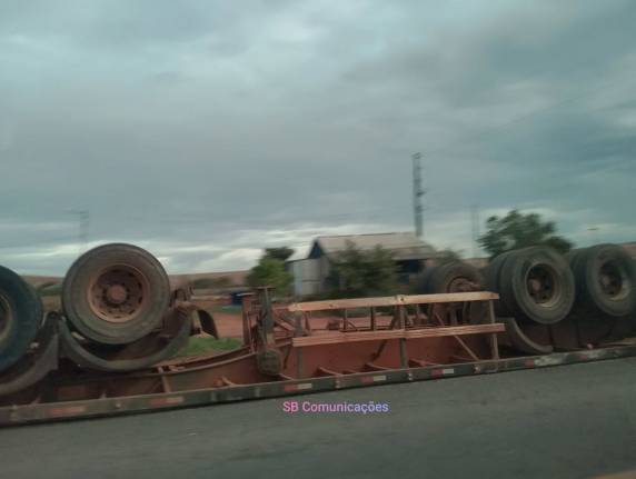 Acidente na BR-158 em Júlio de Castilhos - foto 4
