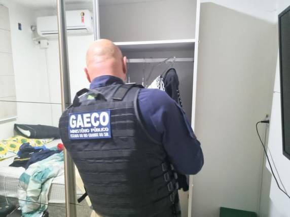 GAECO/MPRS deflagra operação contra criminoso que usa nome de autoridades para aplicar golpe dos nudes - foto 4